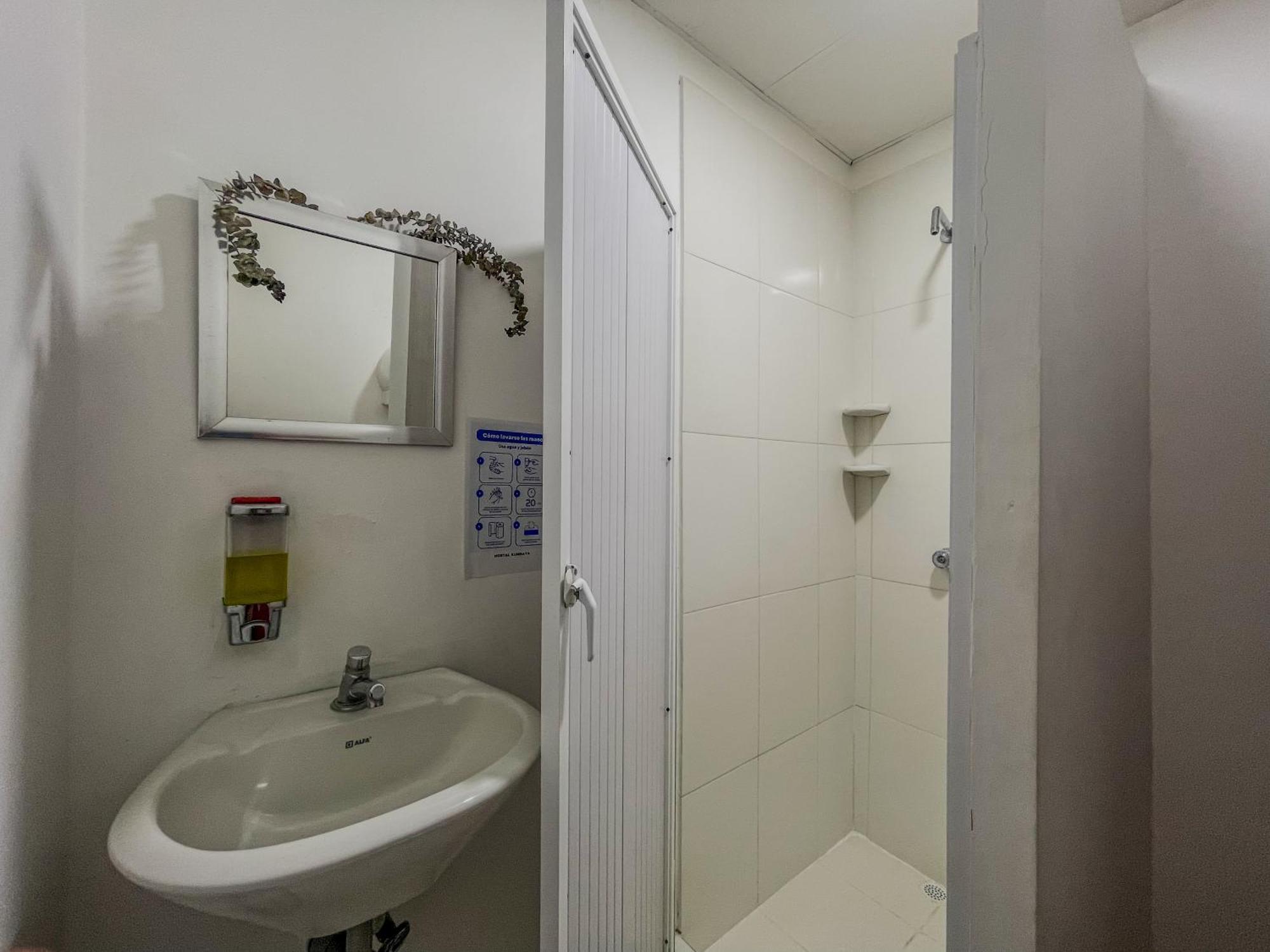 Hostal Kumbaya — Photos 3